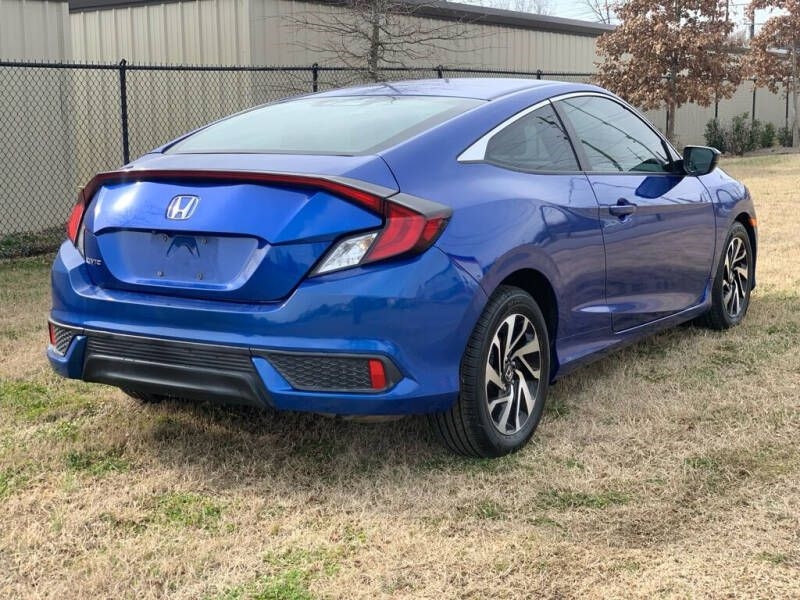 Honda Civic LX Coupe CVT 2016