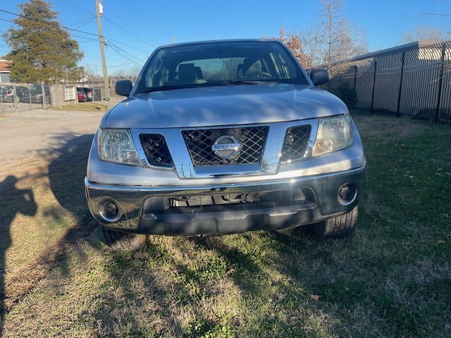Nissan Frontier SE Crew Cab 2WD 2010