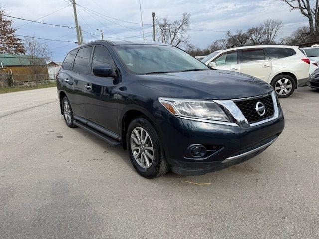 Nissan Pathfinder S 2WD 2013