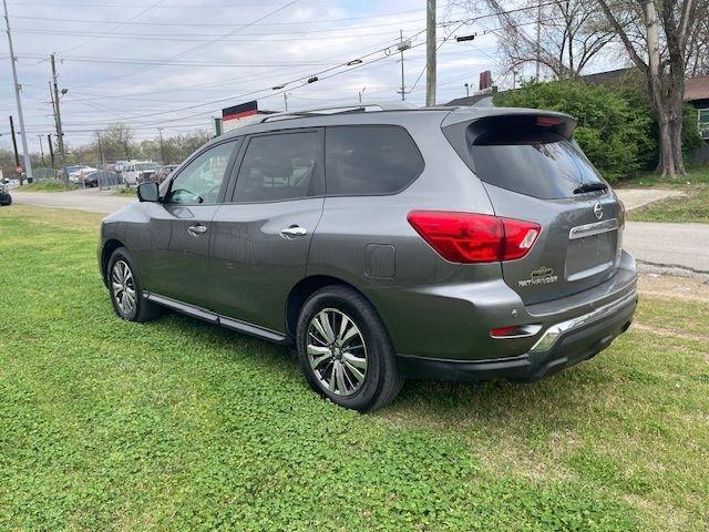 Nissan Pathfinder SL 4WD 2020