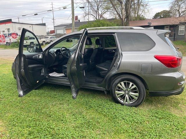 Nissan Pathfinder SL 4WD 2020