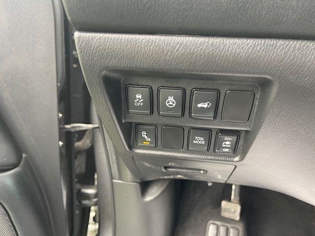 Nissan Pathfinder SL 4WD 2020