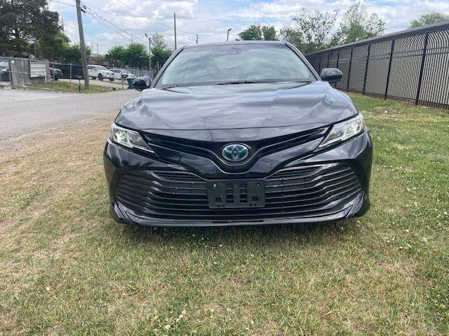 Toyota Camry Hybrid LE 2018