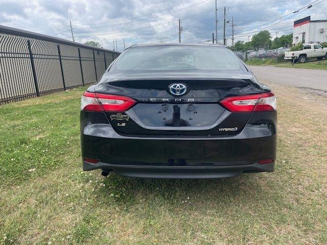 Toyota Camry Hybrid LE 2018