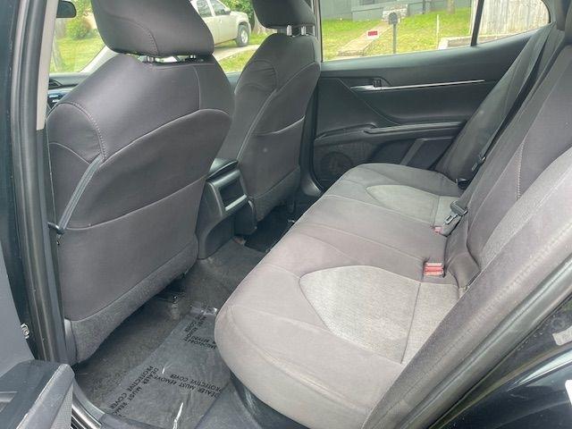 Toyota Camry Hybrid LE 2018