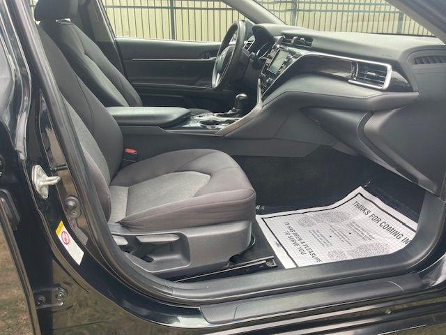 Toyota Camry Hybrid LE 2018