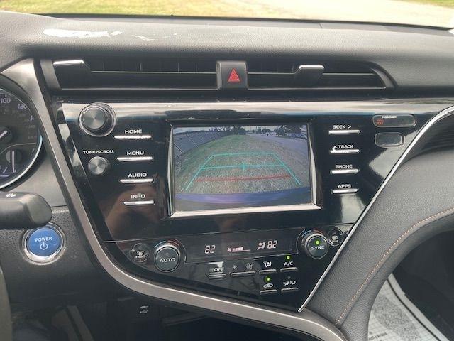 Toyota Camry Hybrid LE 2018