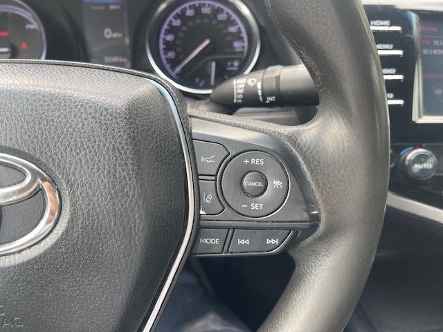 Toyota Camry Hybrid LE 2018