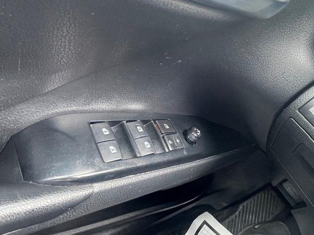 Toyota Camry Hybrid LE 2018