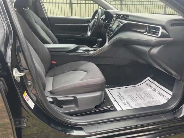 Toyota Camry Hybrid LE 2018