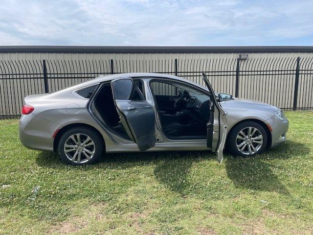 Chrysler 200 Limited 2015