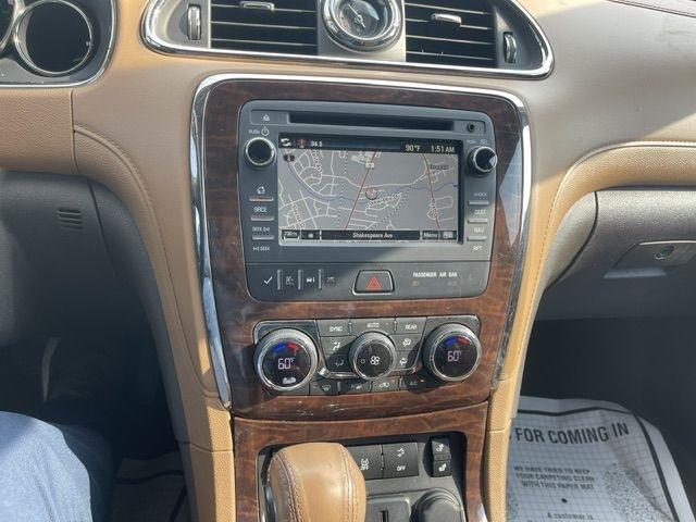 Buick Enclave FWD 4dr Leather 2017