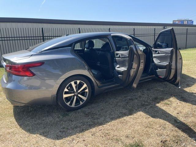Nissan Maxima SL 3.5L 2017