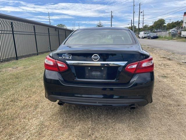 Nissan Altima 2.5 S Sedan 2017