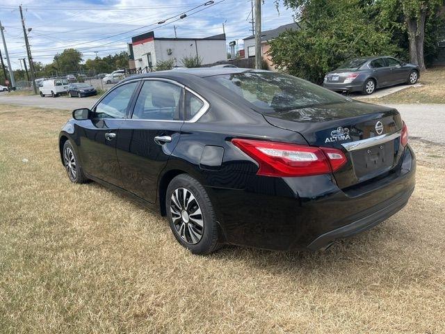 Nissan Altima 2.5 S Sedan 2017