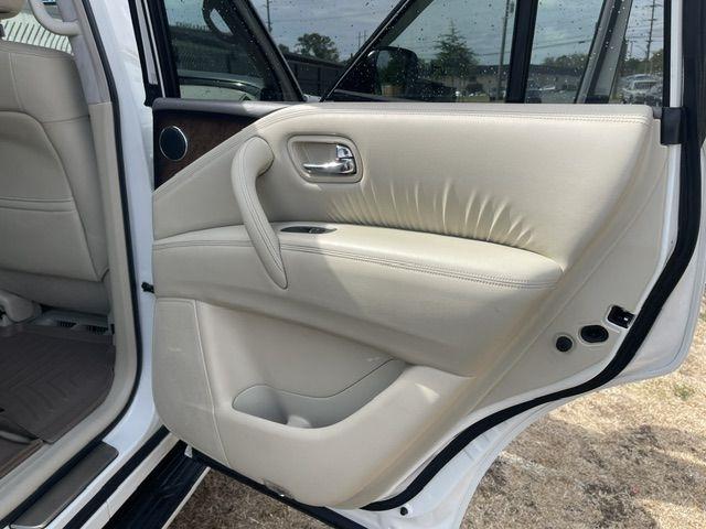 Infiniti QX80 2WD 4dr 2014
