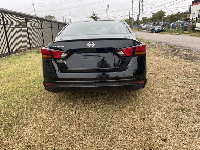 Nissan Altima 2.5 S Sedan 2020