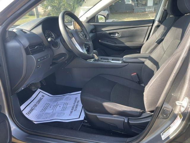 Nissan Sentra S CVT 2020