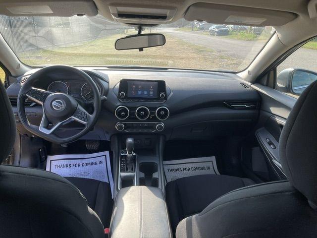 Nissan Sentra S CVT 2020