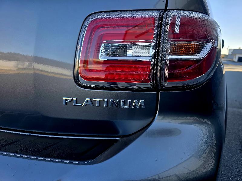 Nissan Armada Platinum 2018