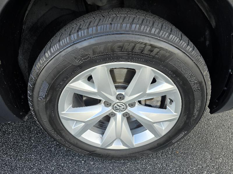 Volkswagen Atlas V6 SE w/Technology AWD 2018