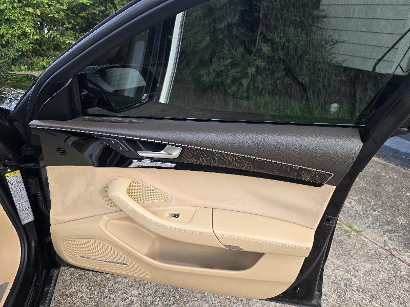 Audi A8 L 4dr Sdn 3.0L 2015