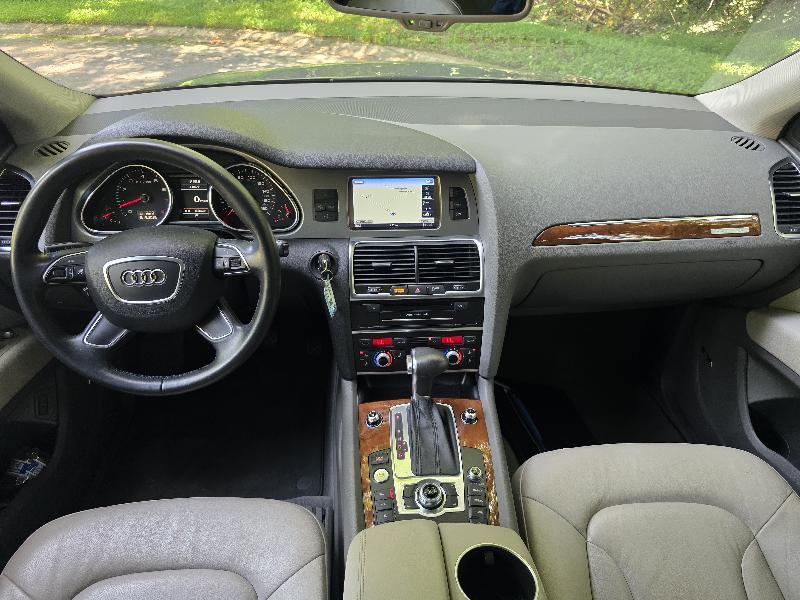 Audi Q7 3.0T Premium Plus quattro 2015