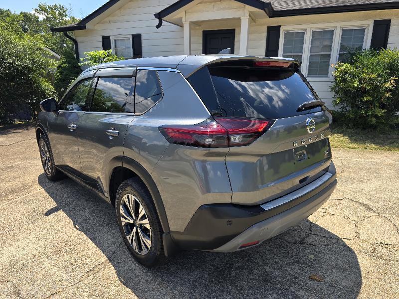 Nissan Rogue SV 2021