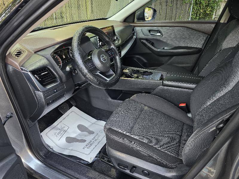 Nissan Rogue SV 2021