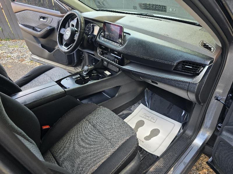 Nissan Rogue SV 2021