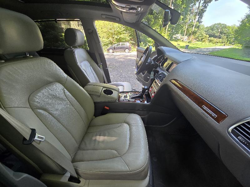 Audi Q7 3.0T Premium Plus quattro 2015