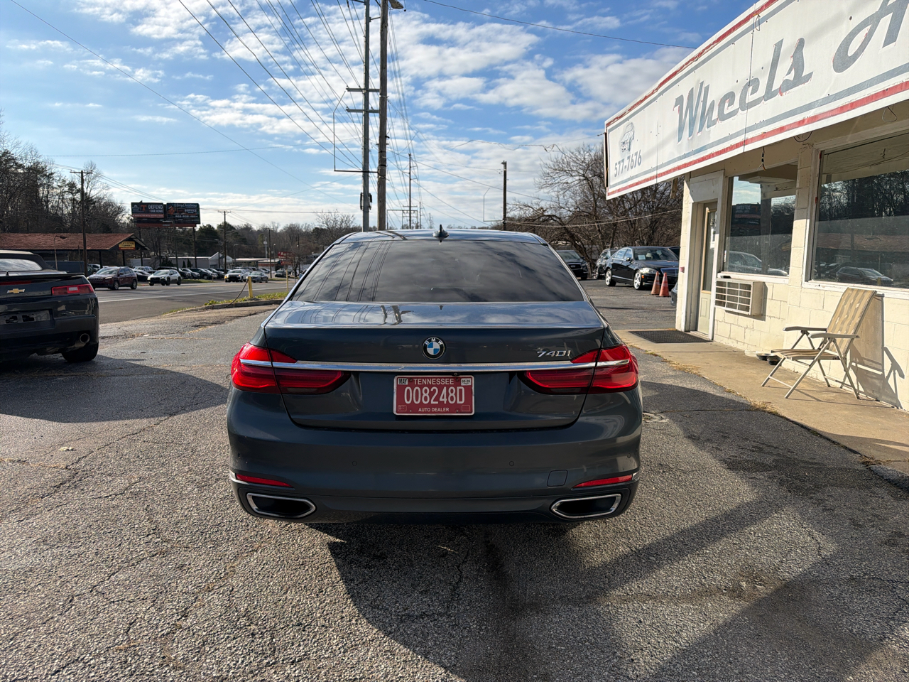 BMW 7 Series 740i Sedan 2017