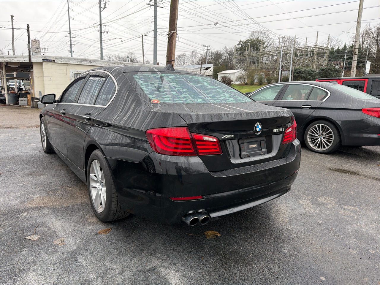 BMW 5 Series 4dr Sdn 528i xDrive AWD 2013