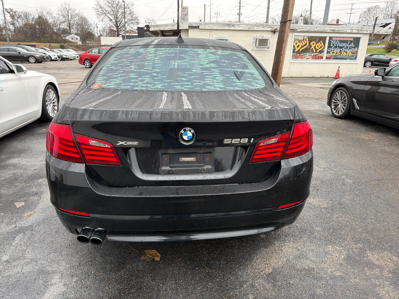 BMW 5 Series 4dr Sdn 528i xDrive AWD 2013