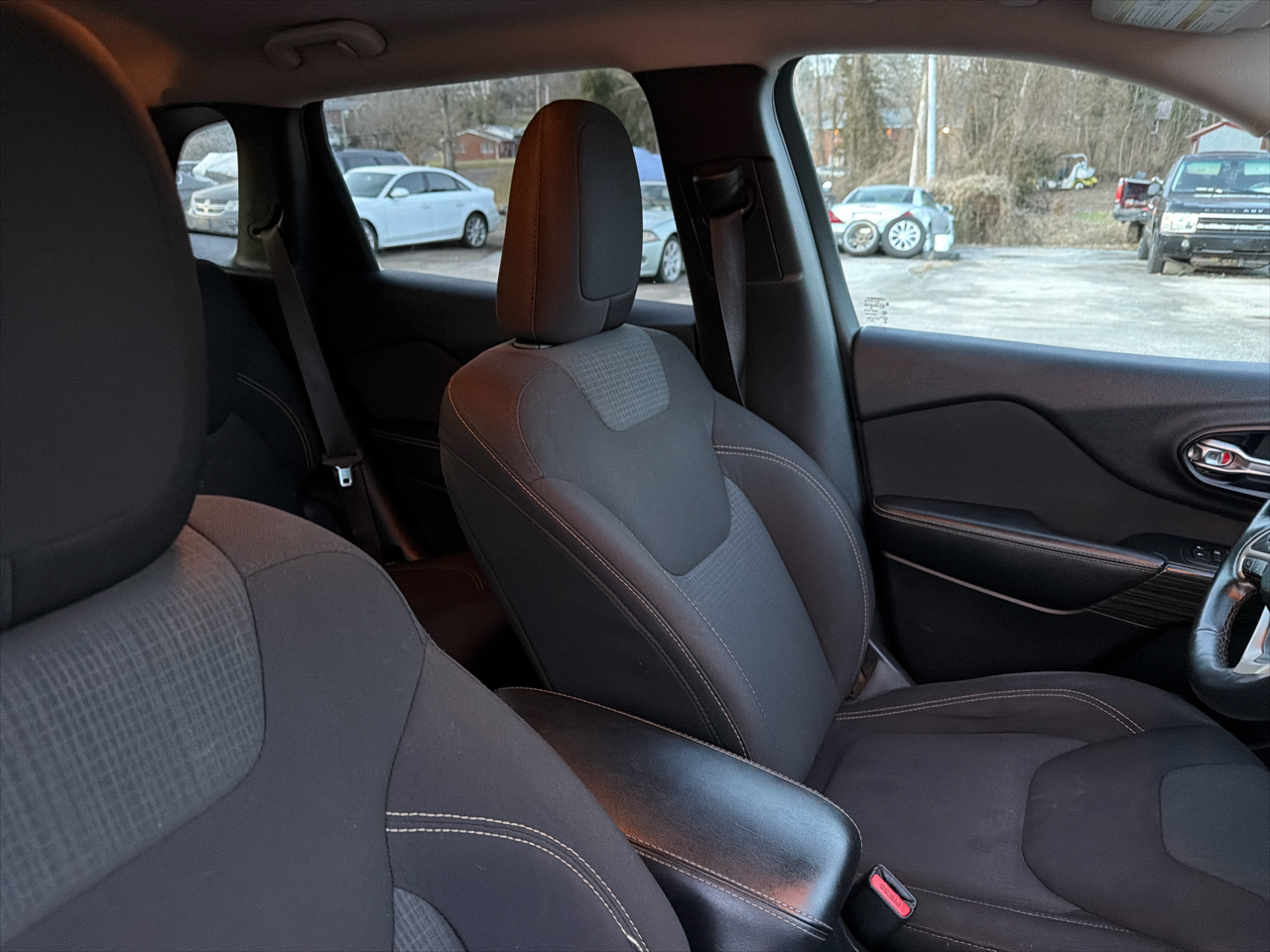 Jeep Cherokee 4WD 4dr Latitude 2016