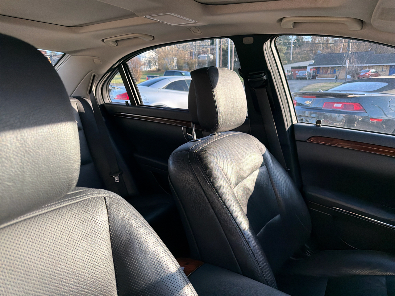 Mercedes-Benz S-Class 4dr Sdn S 550 4MATIC 2013