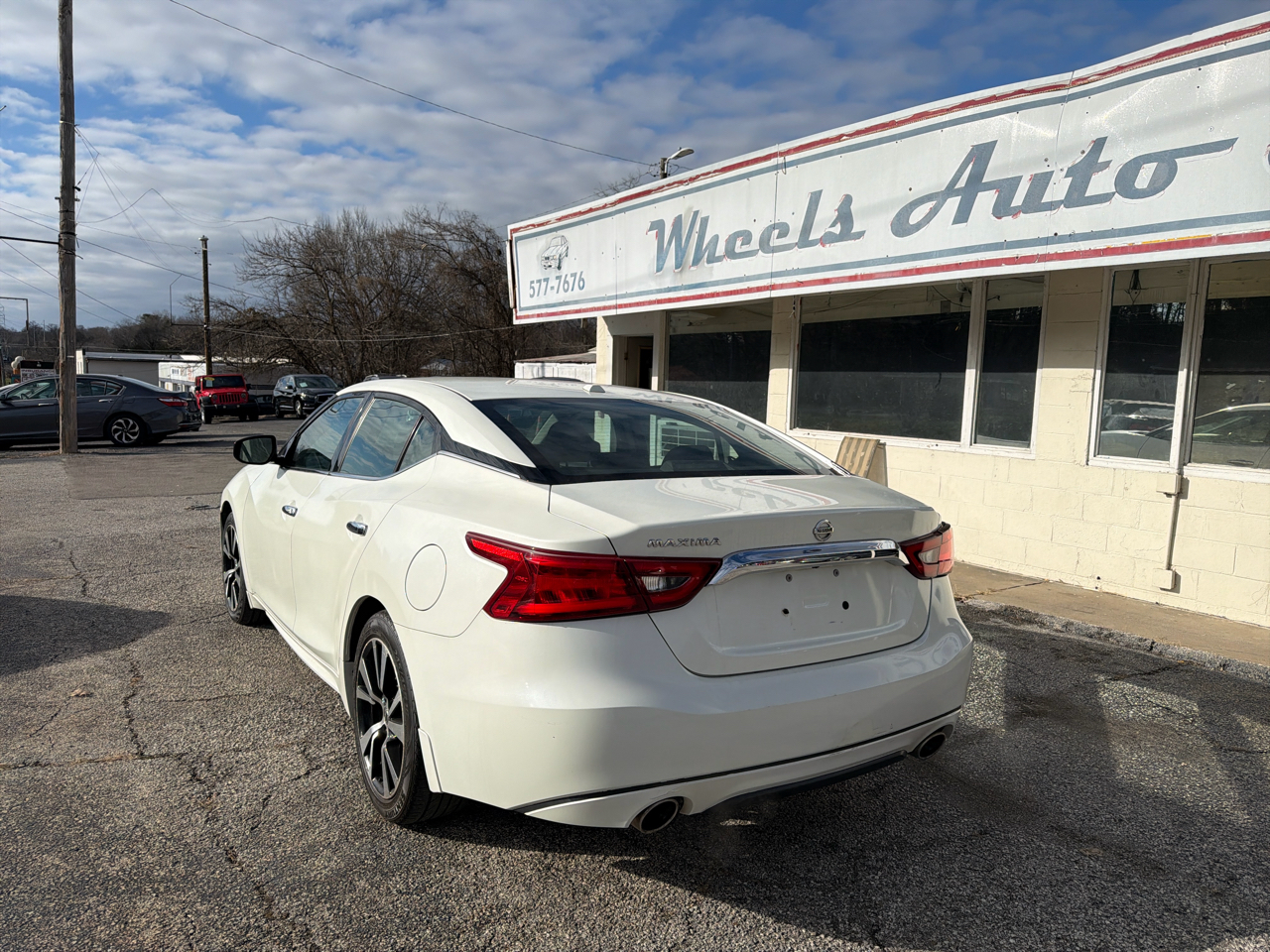 Nissan Maxima S 3.5L 2017