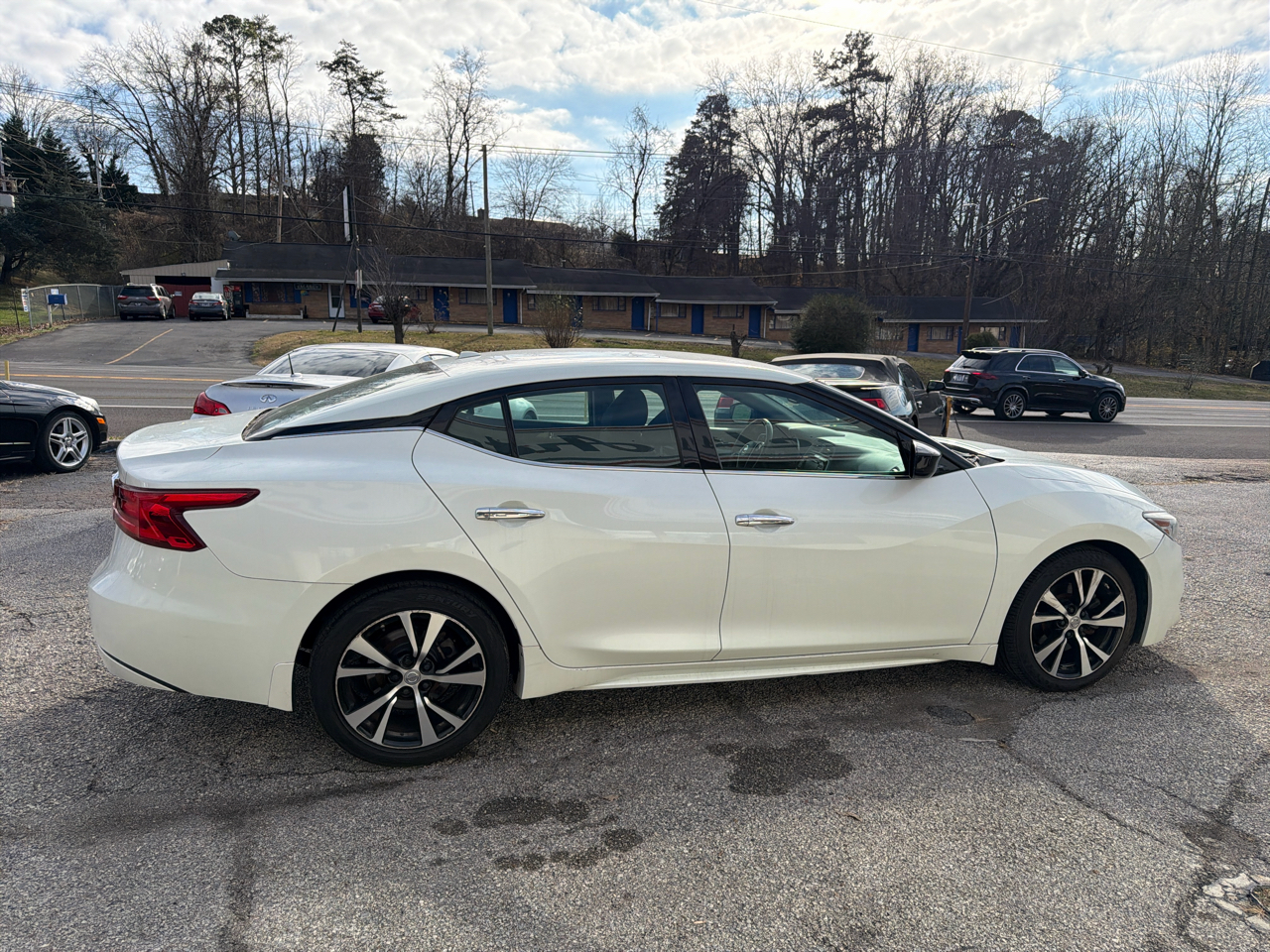 Nissan Maxima S 3.5L 2017