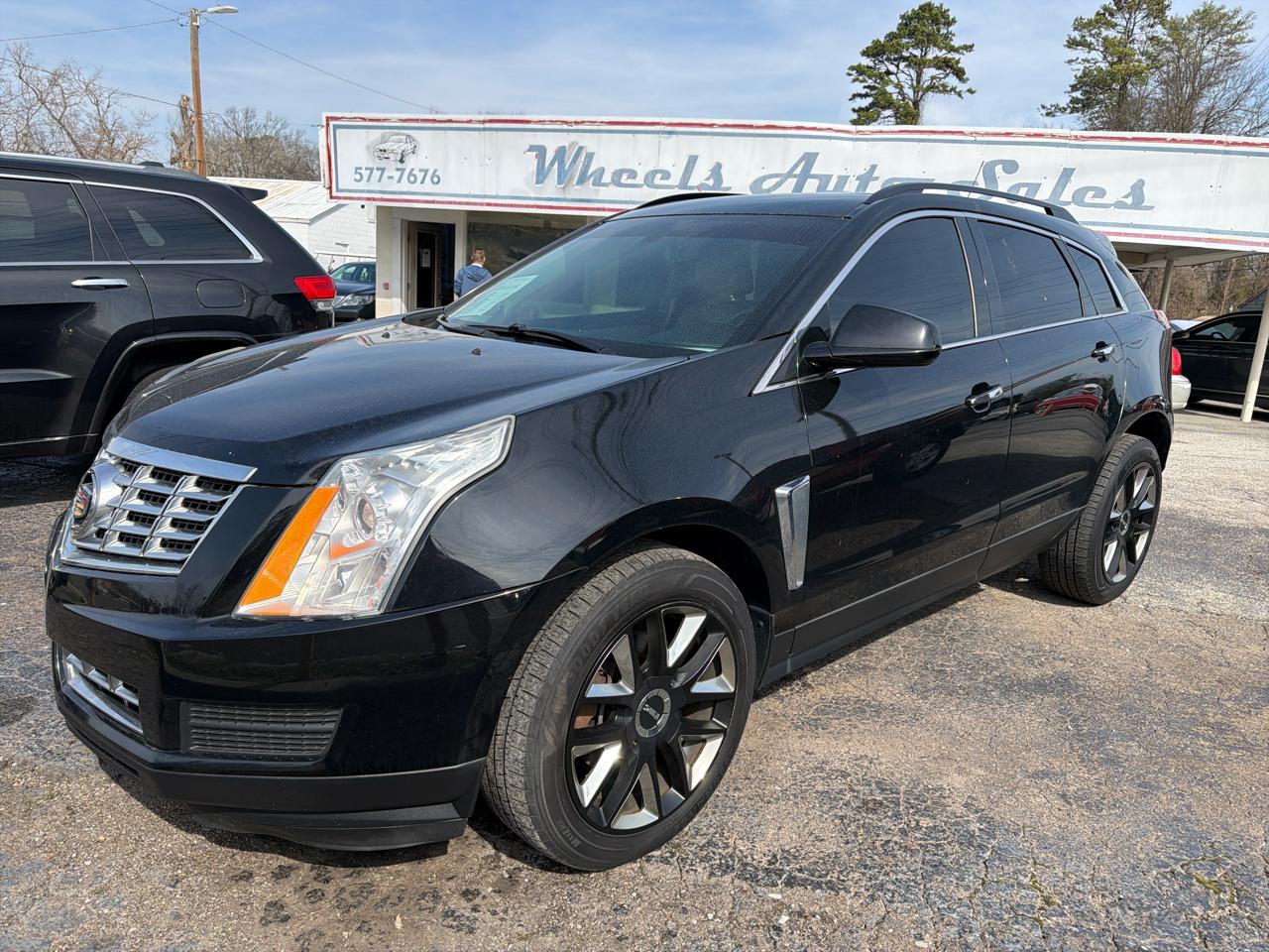 Cadillac SRX FWD 4dr Base 2016