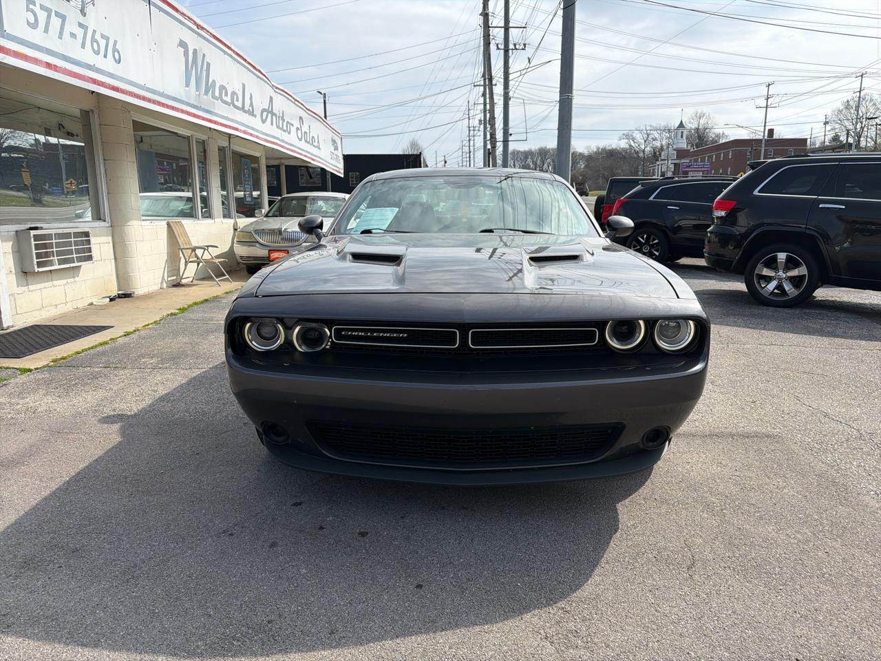 Dodge Challenger 2dr Cpe SXT 2016