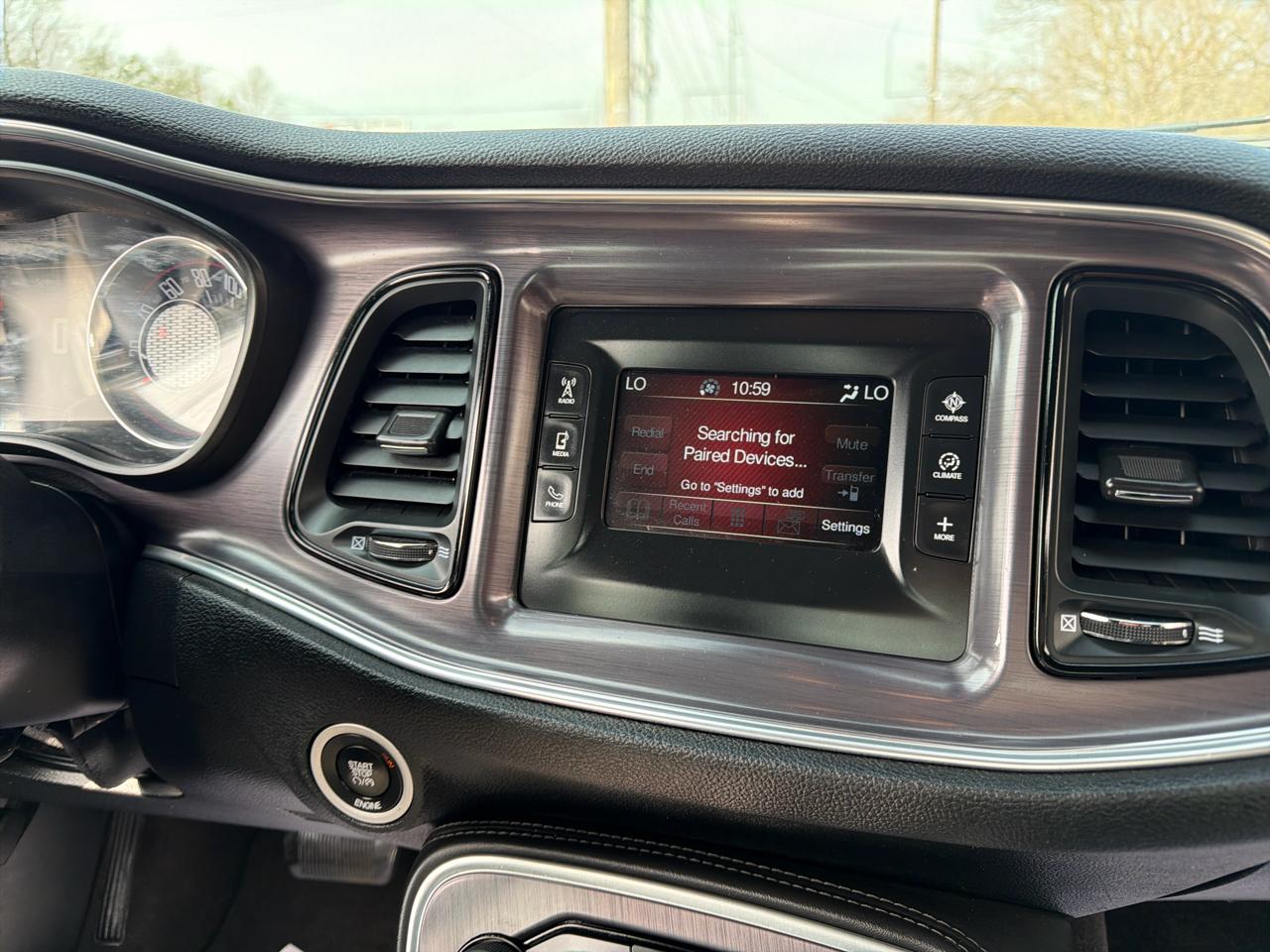 Dodge Challenger 2dr Cpe SXT 2016