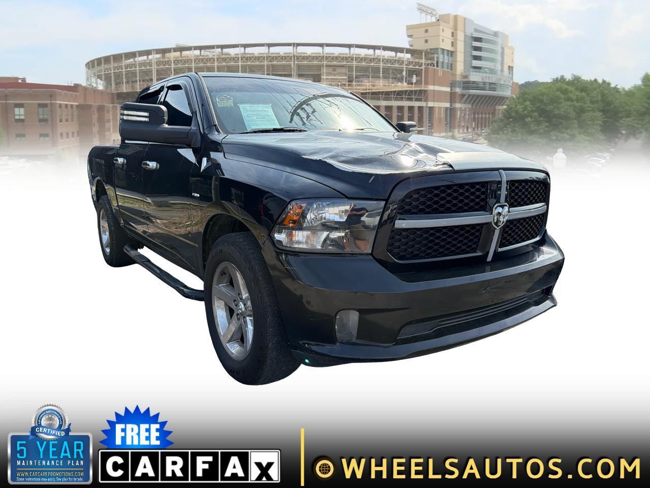 RAM 1500 4WD Crew Cab 140.5" Express 2013
