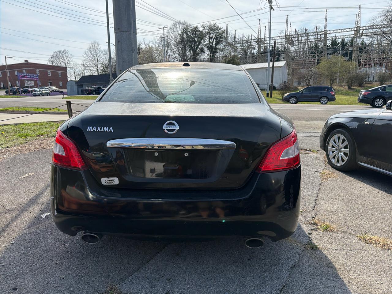 Nissan Maxima 4dr Sdn V6 CVT 3.5 SV 2011