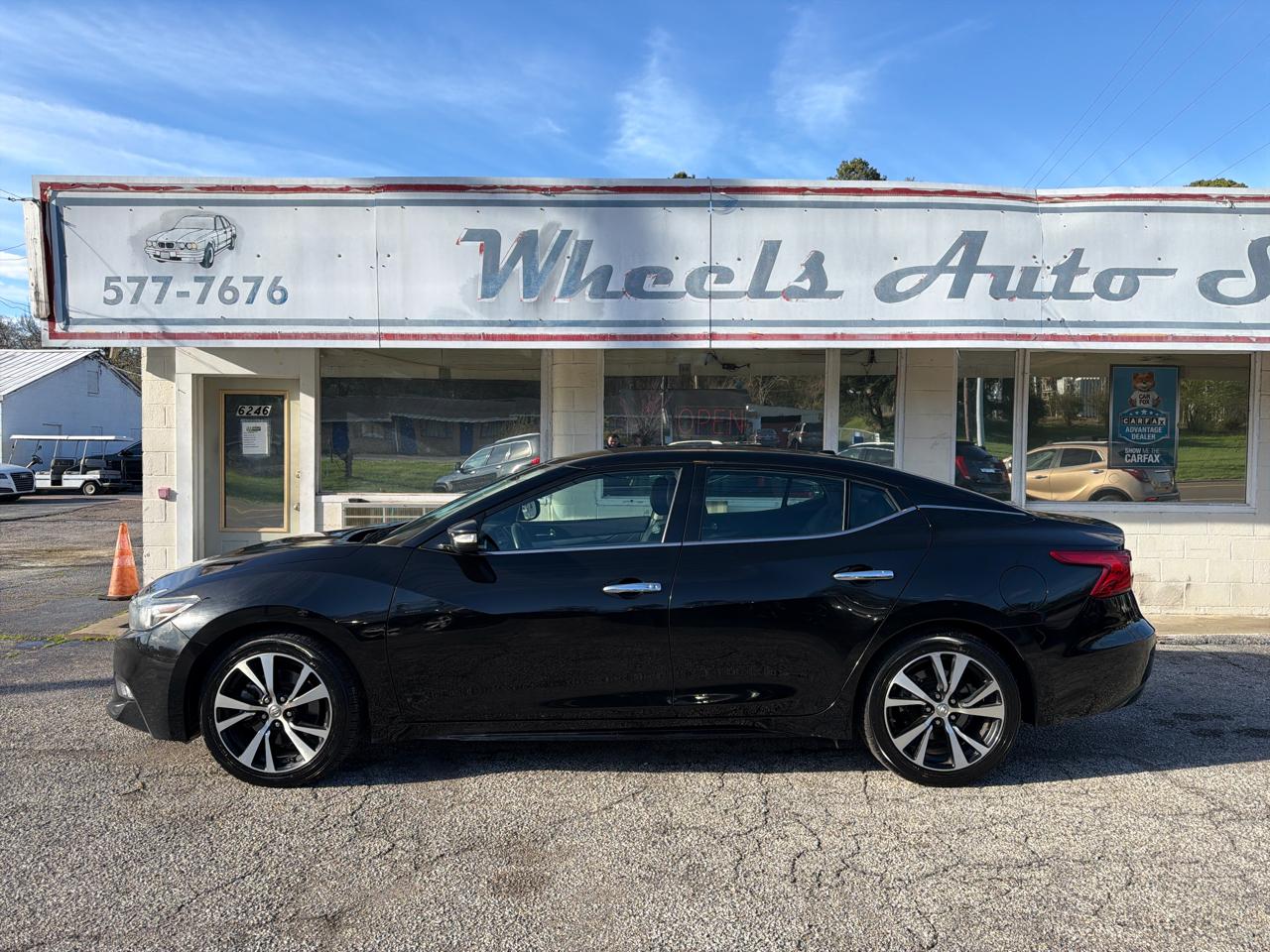 Nissan Maxima SV 3.5L 2018