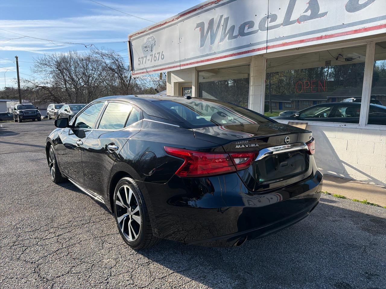 Nissan Maxima SV 3.5L 2018