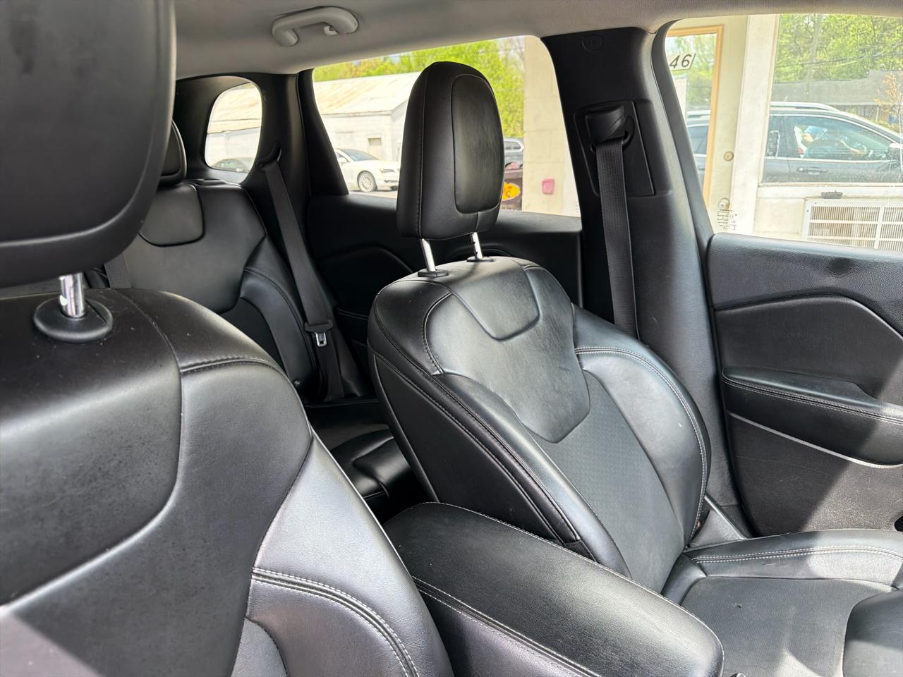 Jeep Cherokee Latitude Plus FWD 2019