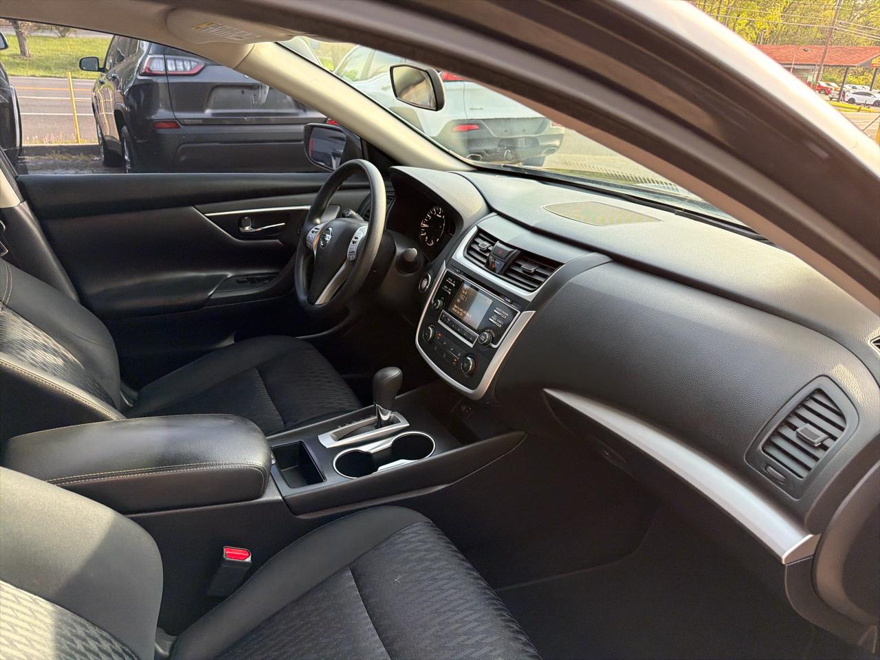 Nissan Altima 2.5 S Sedan 2018