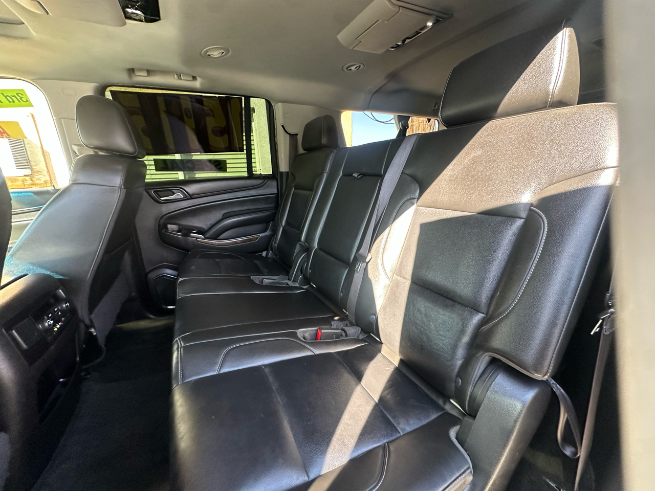 Chevrolet Suburban  2016