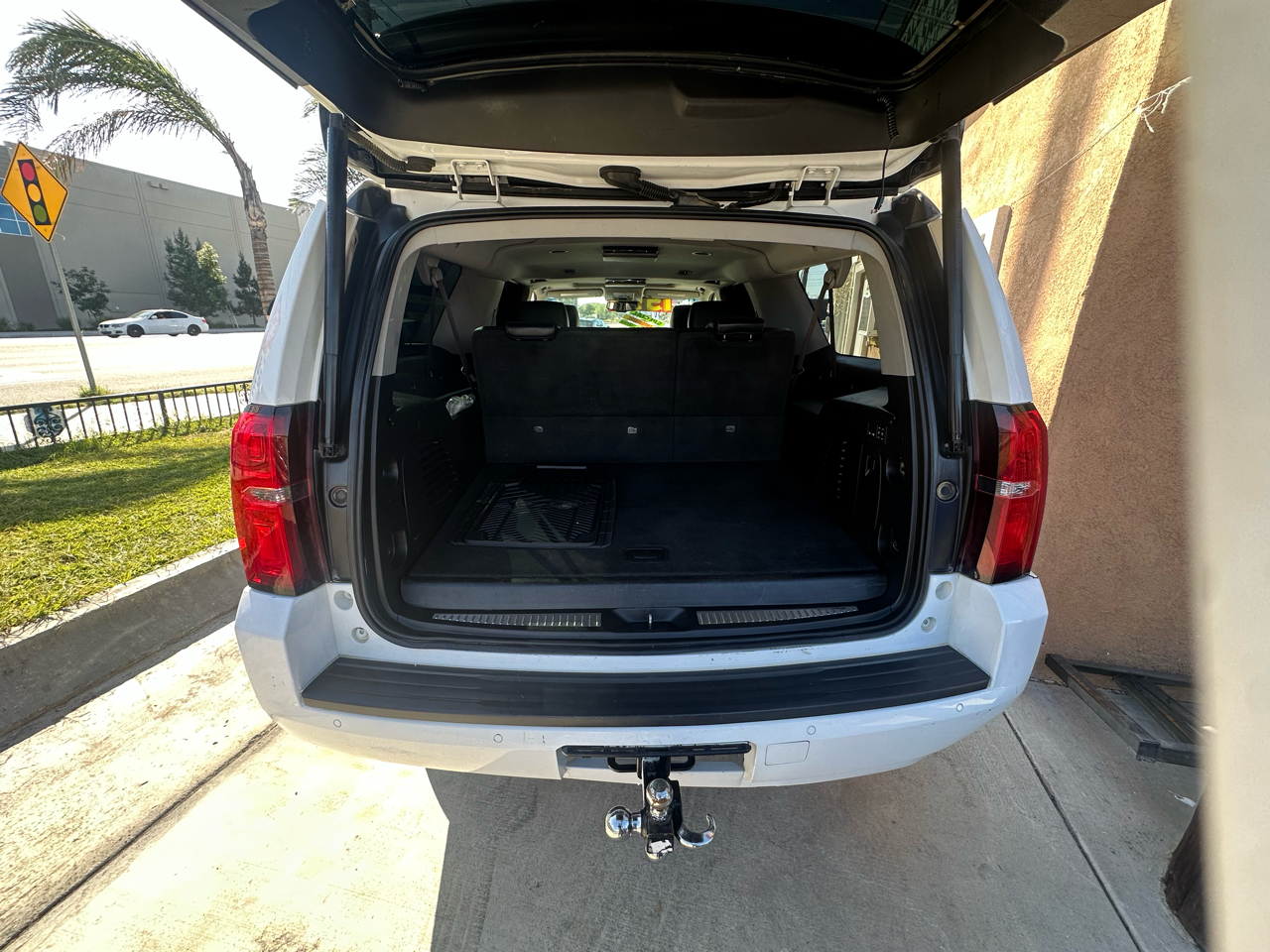 Chevrolet Suburban  2016