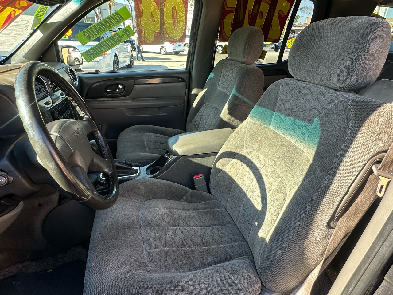 GMC Envoy XL  2004